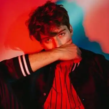 6686体育初级作者Sadie