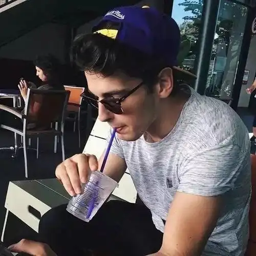 6686体育高级作者Bonita