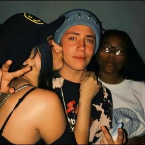 6686体育铜牌作者Hayden