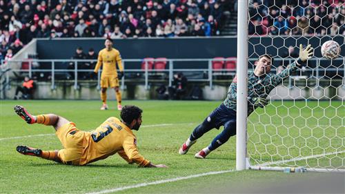 Бристоль Сити против Вулвз