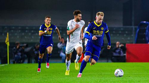 Верона Греция против Венеции