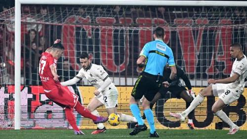 Монца против Милана