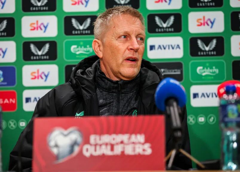 Главный тренер сборной Ирландии: Они не могут опрометчиво атаковать в матче с Португалией. Они будут продолжать передавать мяч в штрафную, чтобы найти Роналду.