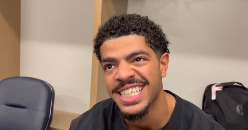 Репортер команды: Шепарду выбили кусок зуба, но он настоял на доигрывании игры с «Гриззлис»