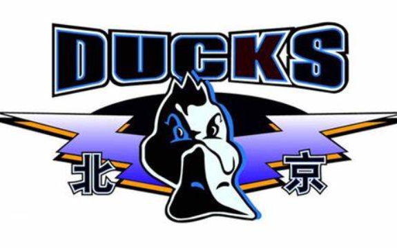 Представитель СМИ: Домашними стадионами мужской баскетбольной команды Пекина в новом сезоне будут ледовая арена Шоуган и гимназия Укесонг.